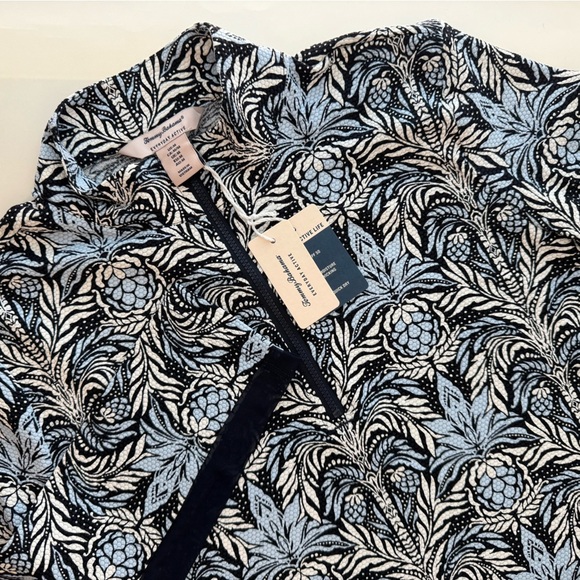 Tommy Bahama Everyday Active UPF 50 Long Sleeve Tropical Print Shirt - Picture 4 of 8